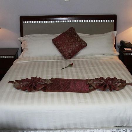 Afarensis International Hotel Addis Ababa Bagian luar foto