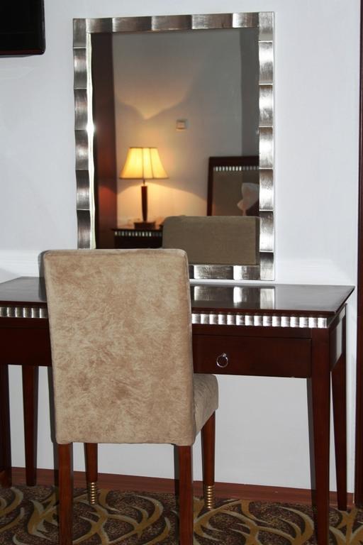 Afarensis International Hotel Addis Ababa Bagian luar foto