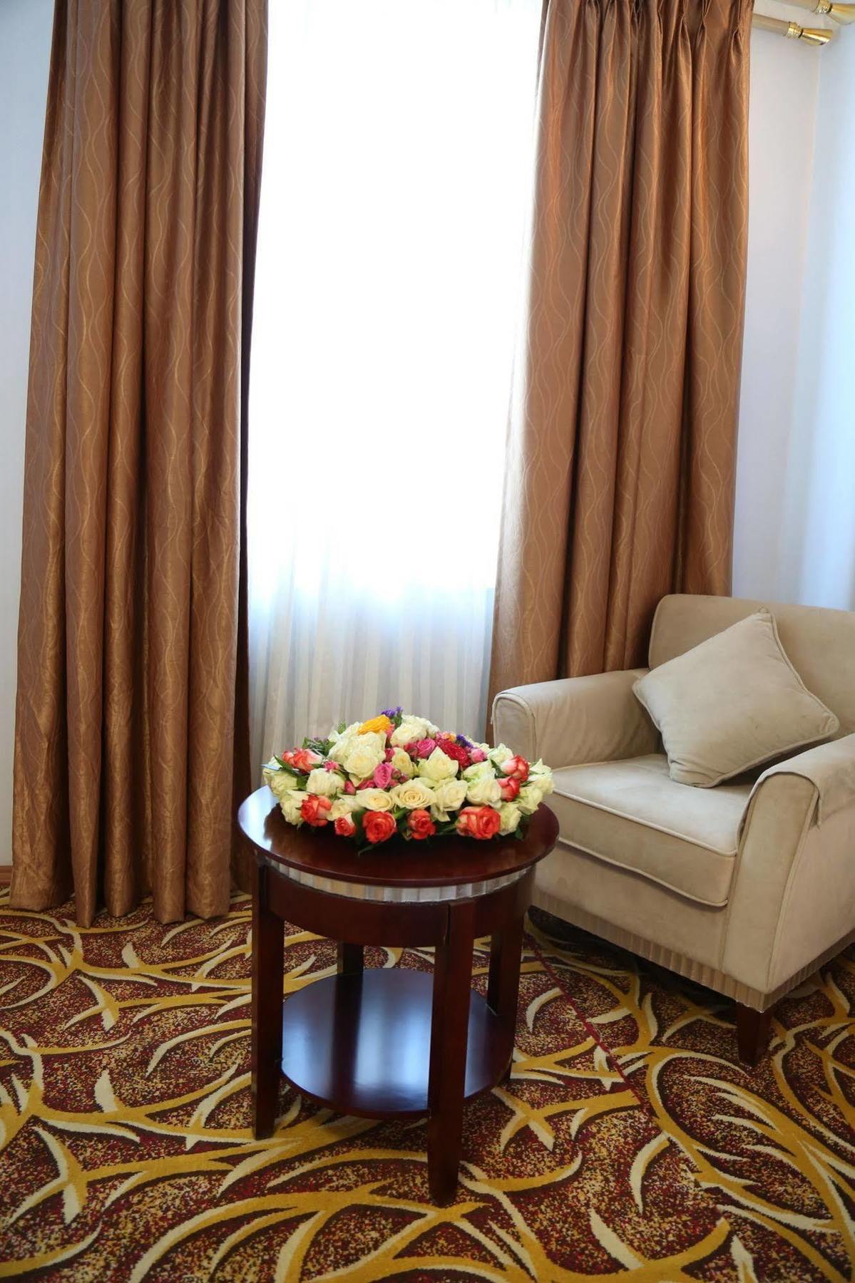 Afarensis International Hotel Addis Ababa Bagian luar foto
