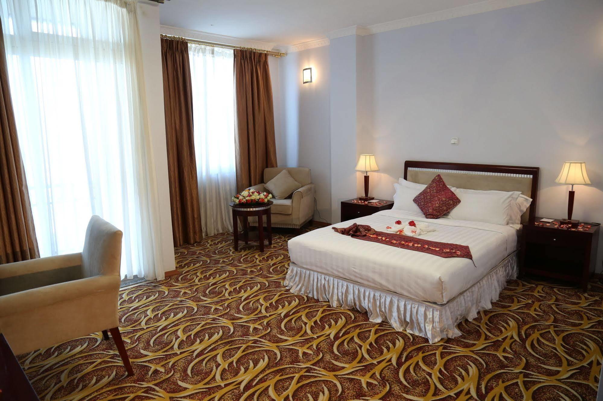 Afarensis International Hotel Addis Ababa Bagian luar foto