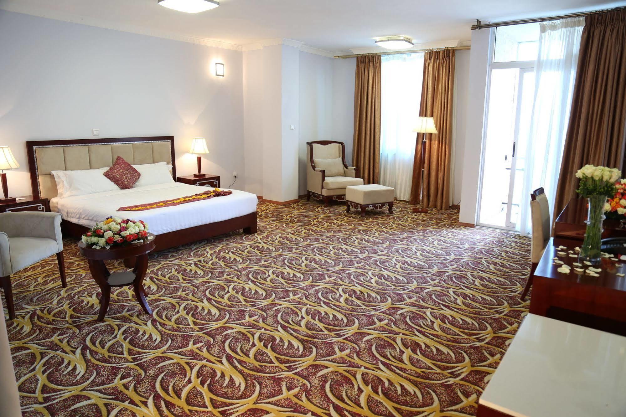 Afarensis International Hotel Addis Ababa Bagian luar foto