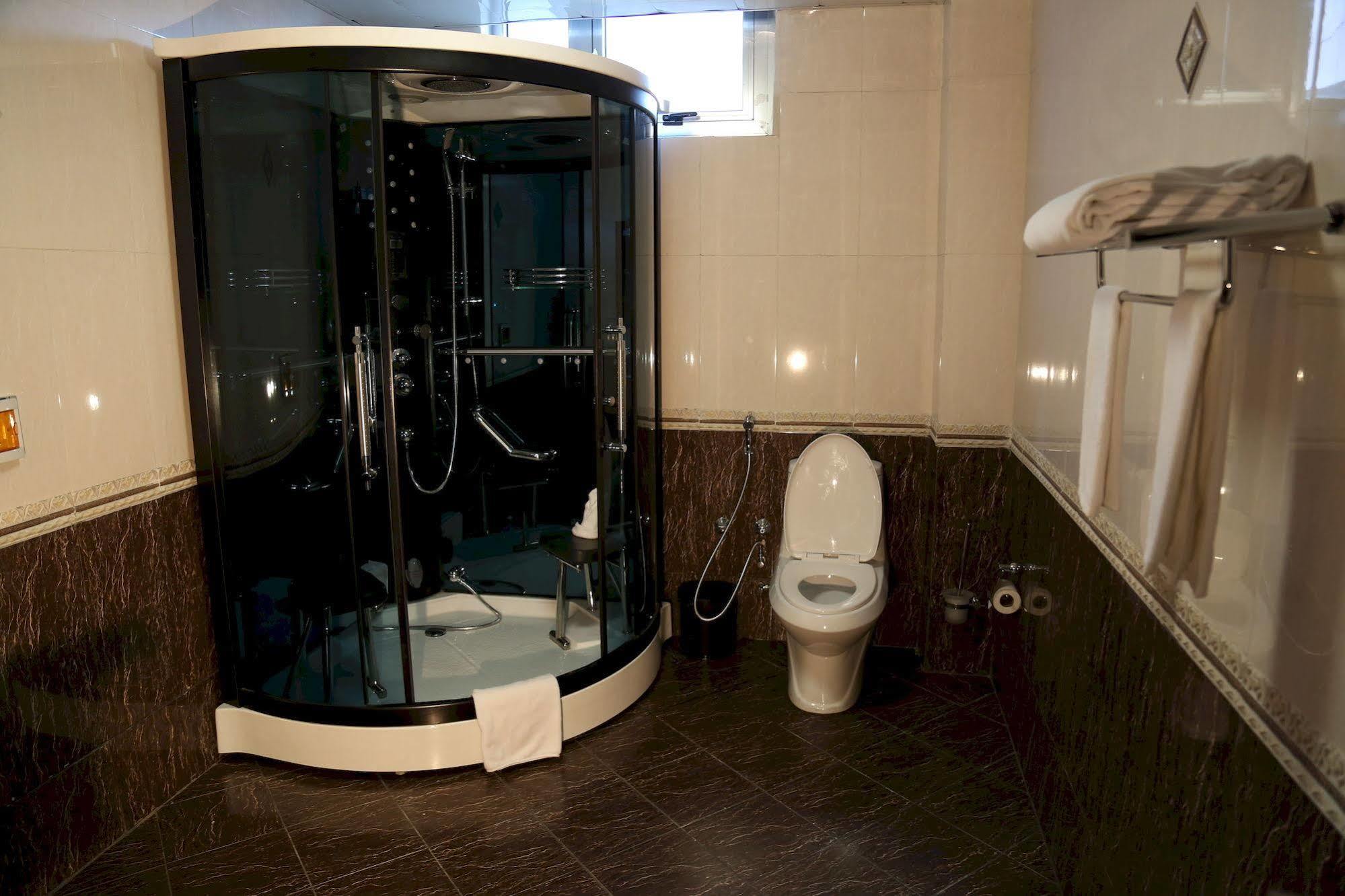 Afarensis International Hotel Addis Ababa Bagian luar foto