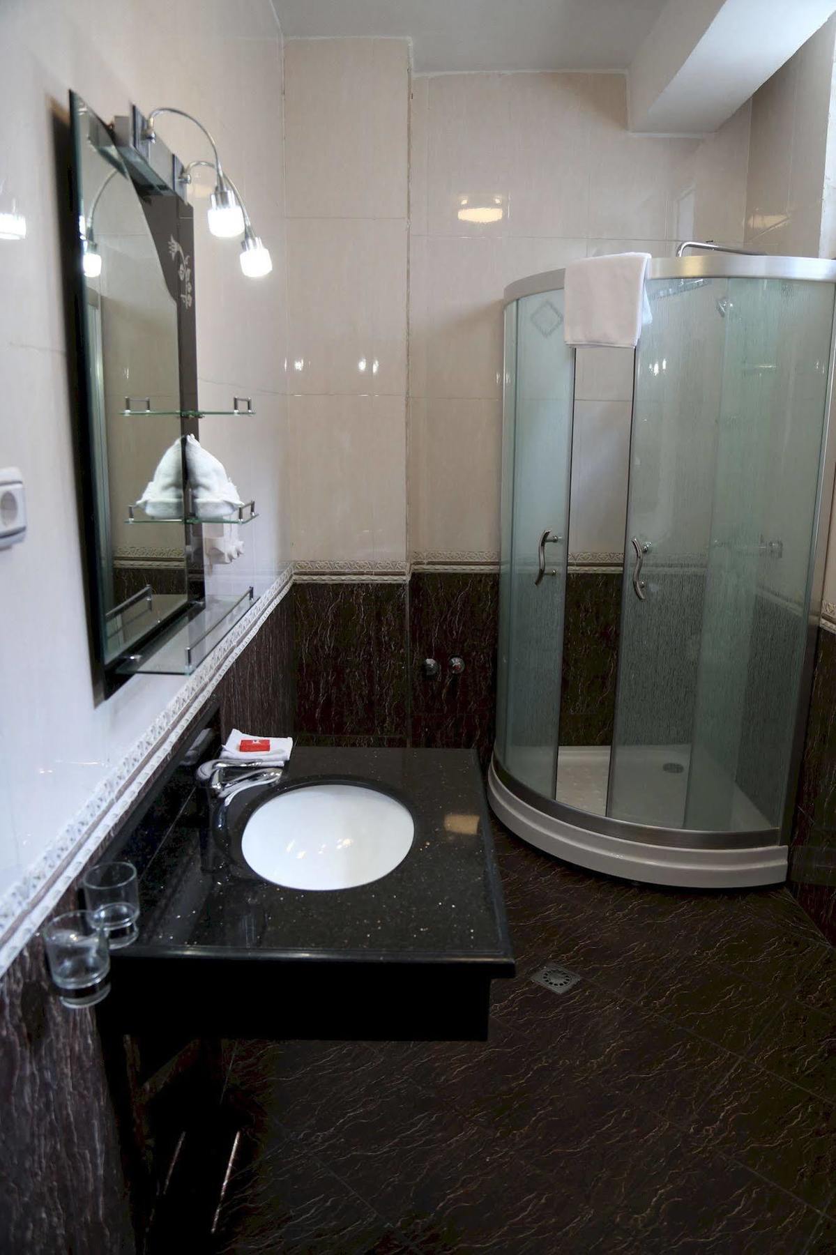 Afarensis International Hotel Addis Ababa Bagian luar foto