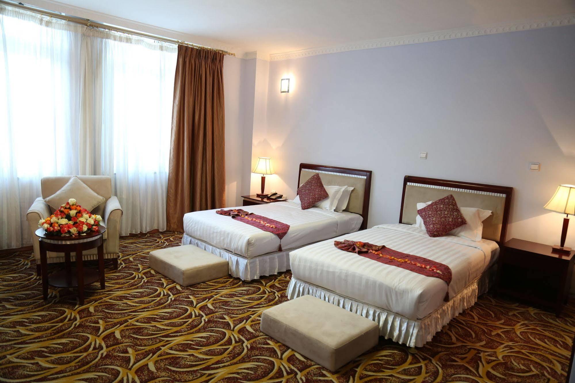Afarensis International Hotel Addis Ababa Bagian luar foto